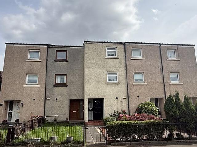 3 bedroom house in Glasgow