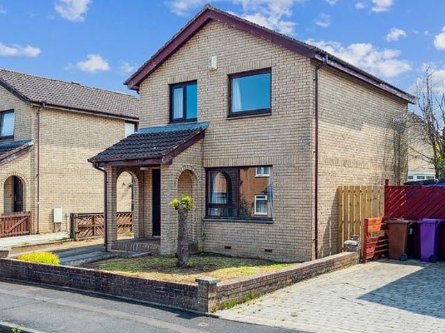 3 bedroom house in Glasgow