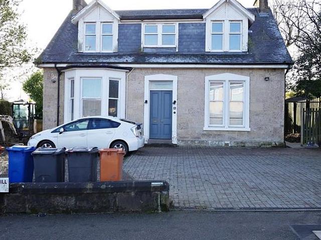 3 bedroom house in Glasgow