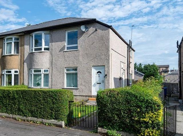3 bedroom house in Glasgow