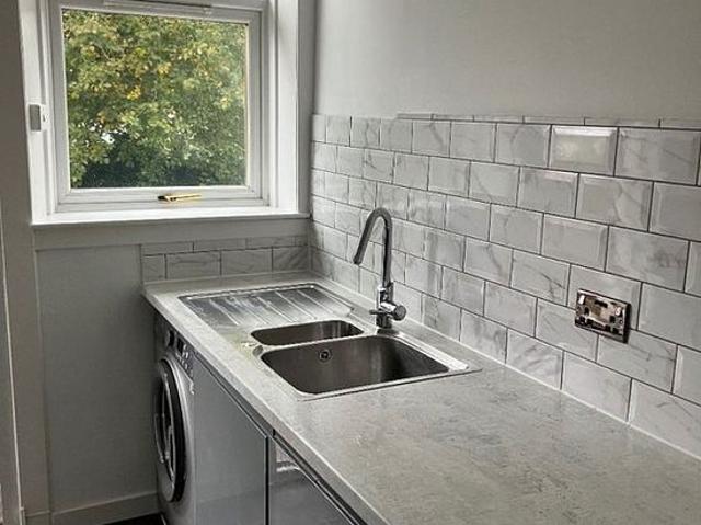 3 bedroom house in Glasgow