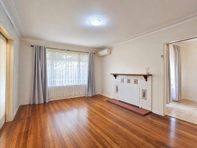 3 Bedroom House in Great Location!