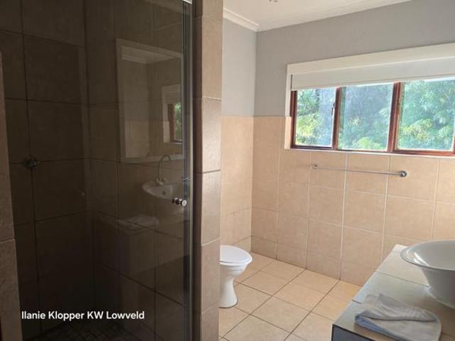 3 Bedroom Apartment in Greenway Woods