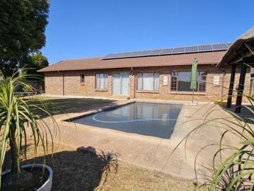 3 Bedroom House in Doornpoort