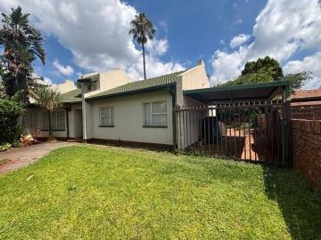3 Bedroom House in Dorandia