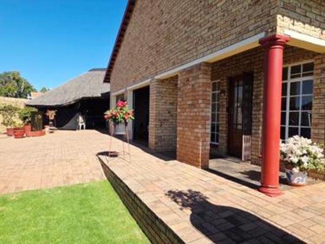 3 Bedroom House in Doringkruin