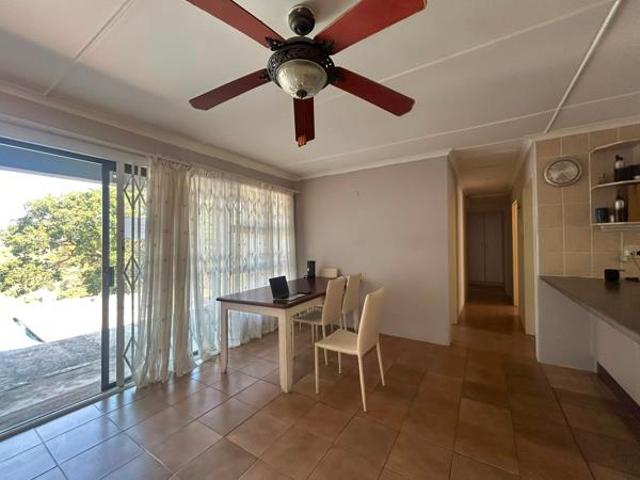 3 Bedroom House in Dawncliffe