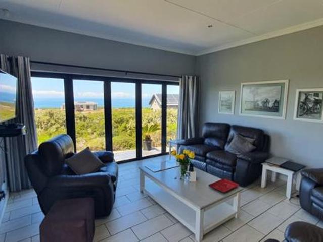 3 Bedroom House in Dana Bay