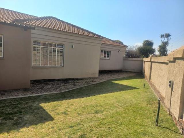 3 Bedroom House in Delmas