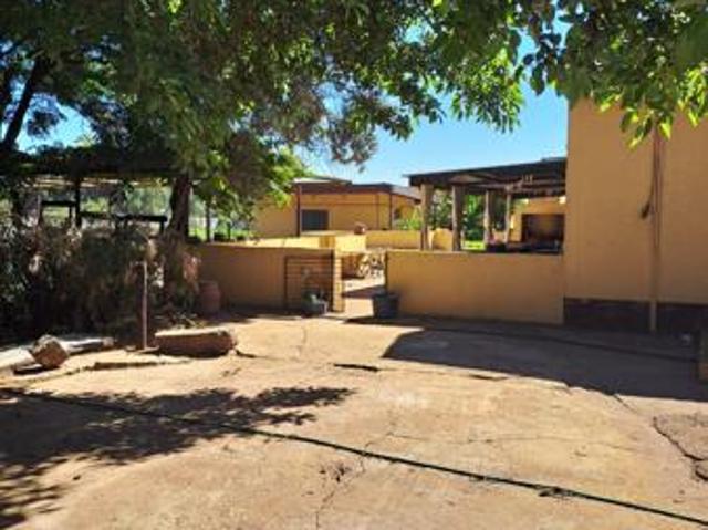 3 Bedroom House in Delmas
