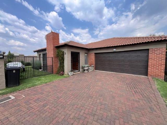 3 Bedroom House in Delmas