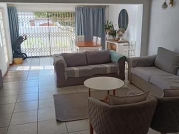 3 Bedroom House in Die Boord