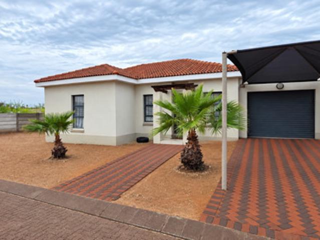 3 Bedroom House in Die Rand