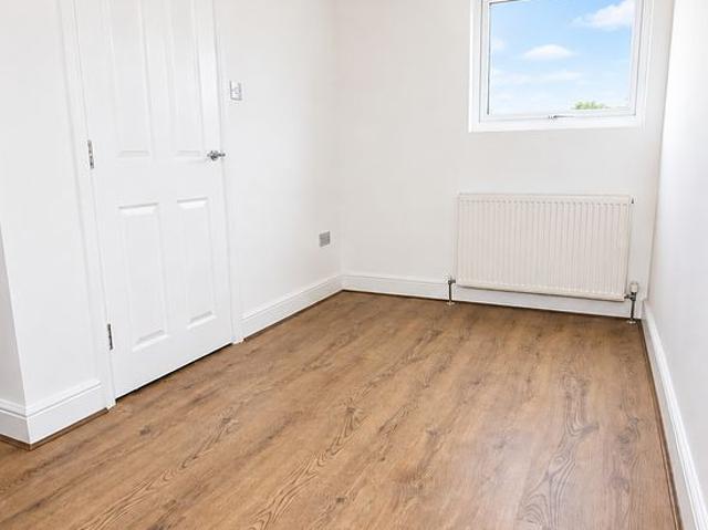3 bedroom house in Enfield