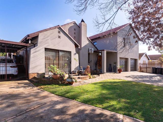 4 Bedroom House in Edleen