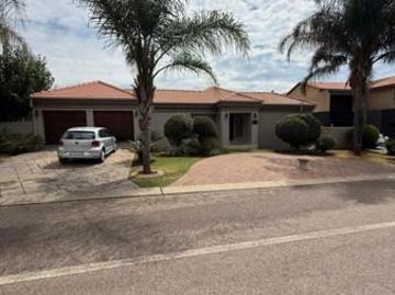 3 Bedroom House in Eldoraigne