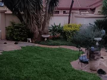 3 Bedroom House in Eldoraigne