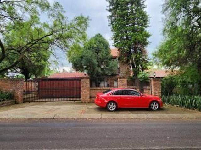 3 Bedroom House in Eldoraigne