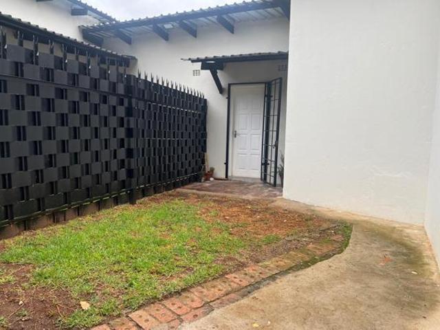 3 Bedroom House in Florida Glen