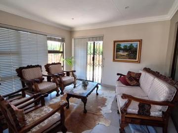 3 Bedroom House in Frankfort