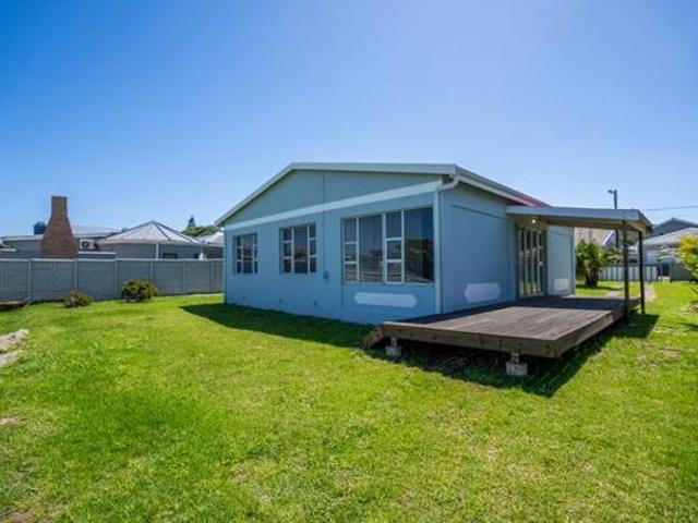 3 Bedroom House in Kidds Beach