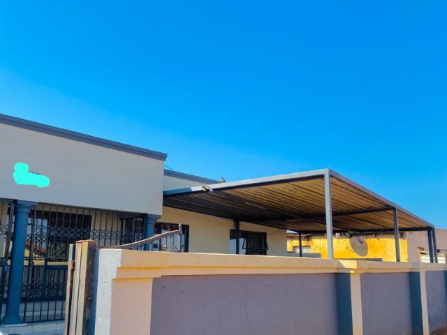 3 Bedroom House in Kwaguqa
