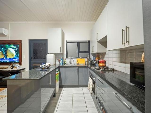 3 Bedroom House in Hoedspruit