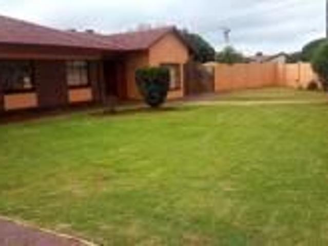 3 Bedroom House in Horizon View