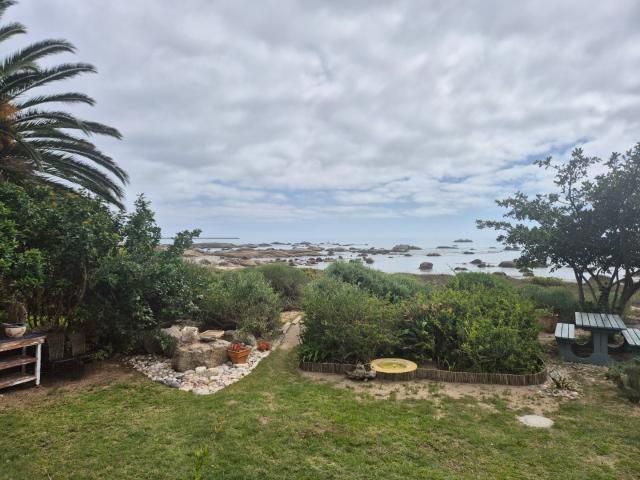 3 Bedroom House in Hannasbaai