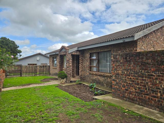 3 Bedroom House in Humansdorp
