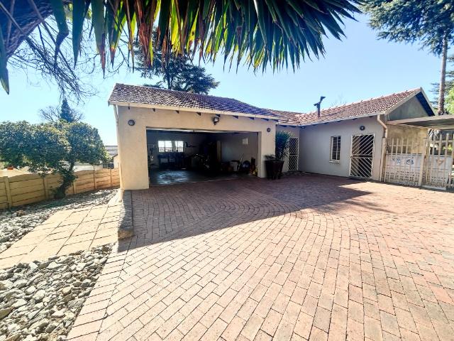 3 Bedroom House in Isandovale