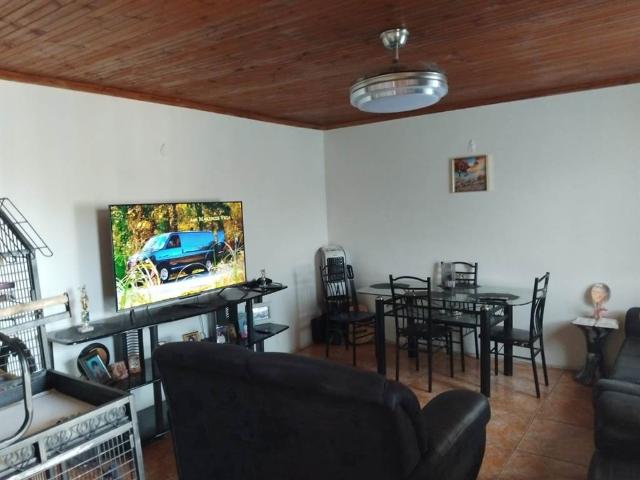 3 Bedroom House in Longcroft
