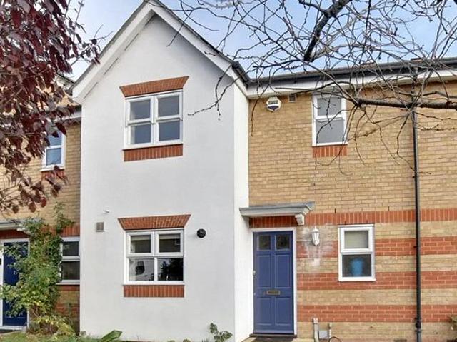 3 bedroom house in London