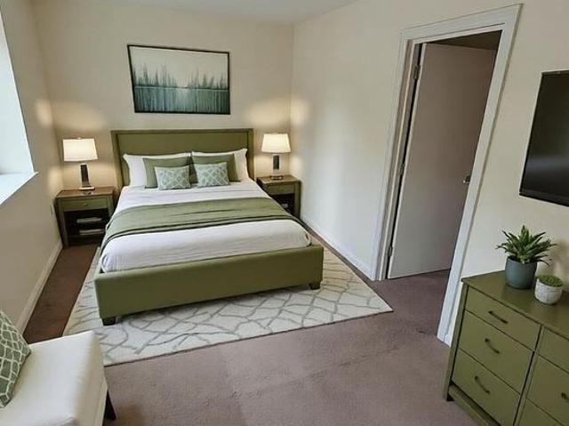 3 bedroom house in London