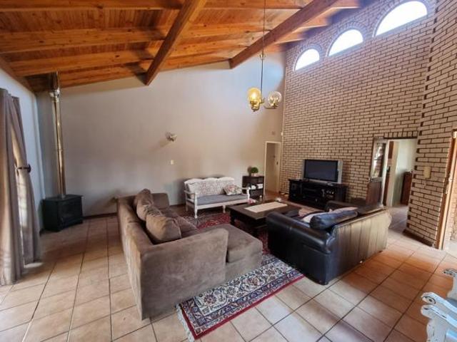 3 Bedroom House in La Provance