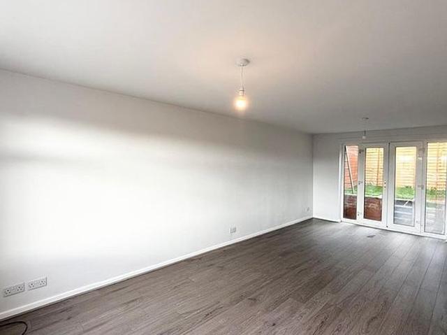 3 bedroom house in Leeds