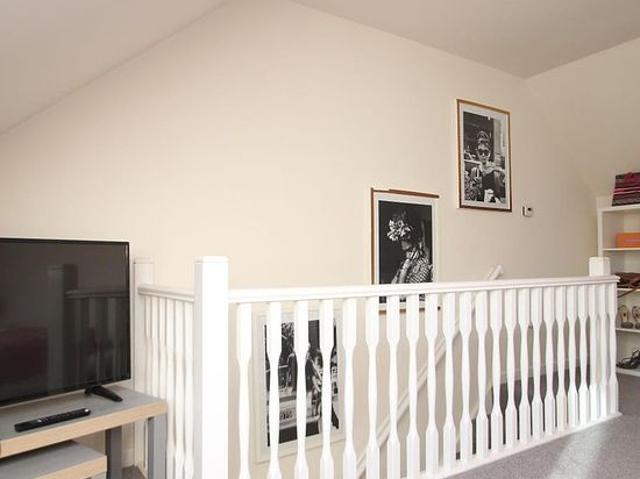 3 bedroom house in Leeds