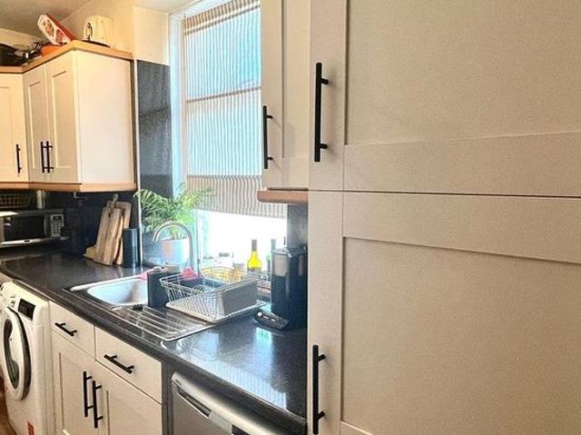 3 bedroom house in Leeds