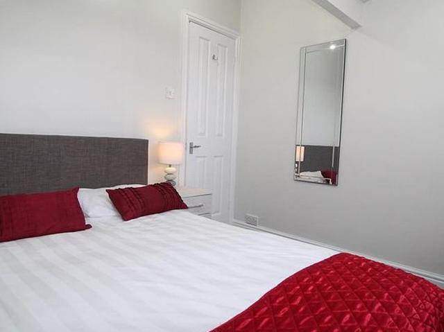 3 bedroom house in Leeds
