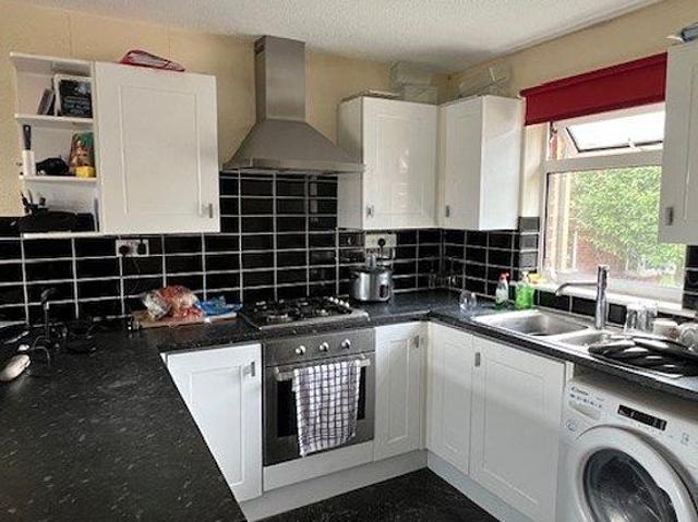 3 bedroom house in Leeds