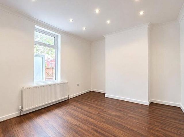 3 bedroom house in Liverpool