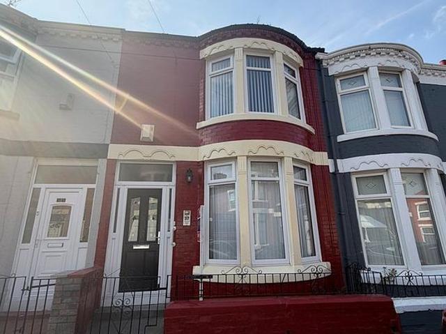 3 bedroom house in Liverpool