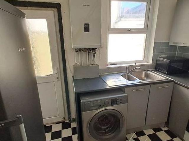 3 bedroom house in Liverpool