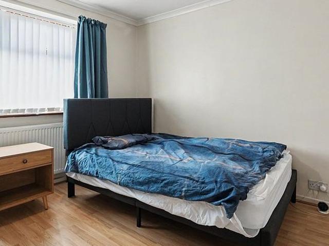 3 bedroom house in Liverpool