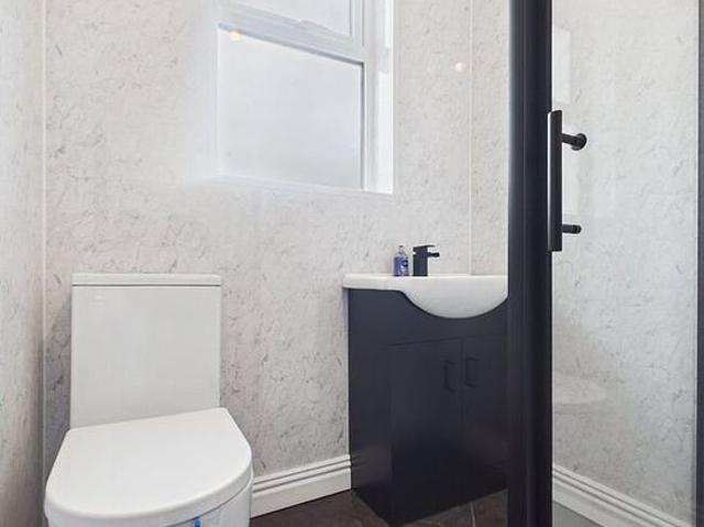 3 bedroom house in Liverpool
