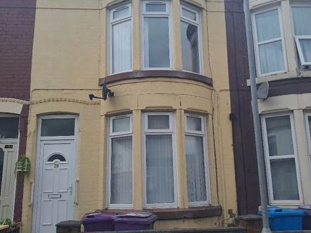 3 bedroom house in Liverpool