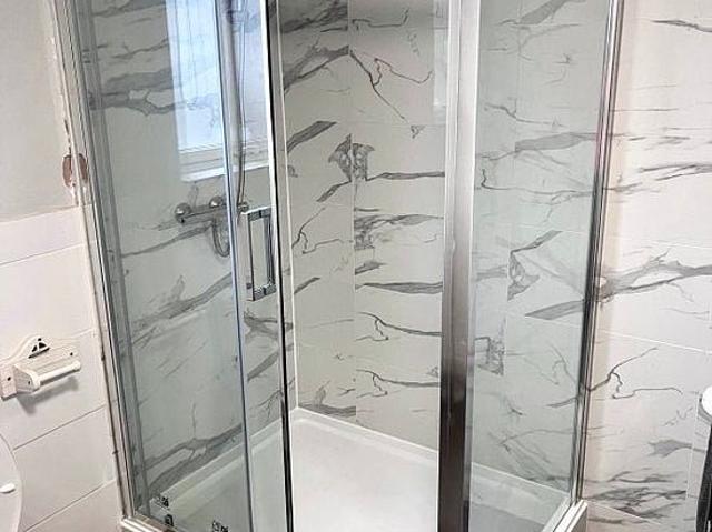 3 bedroom house in Liverpool