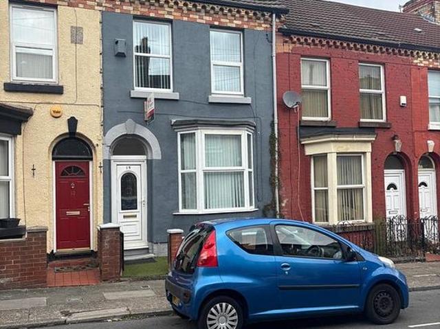 3 bedroom house in Liverpool