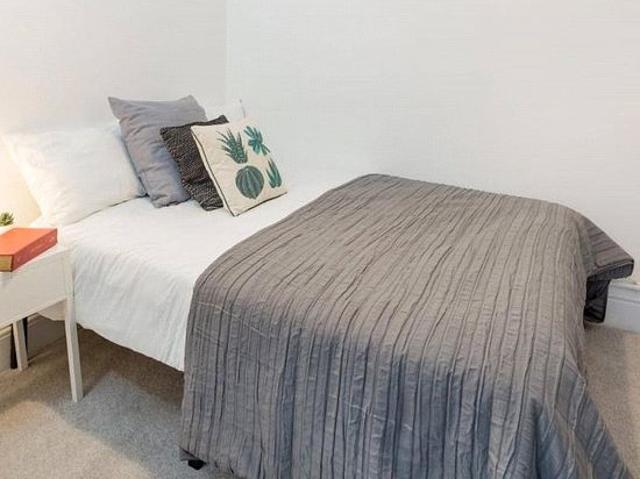 3 bedroom house in Liverpool