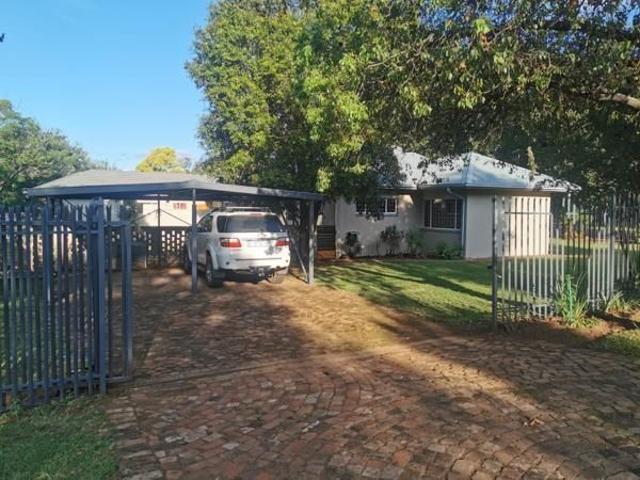 3 Bedroom House in Lyttelton Manor